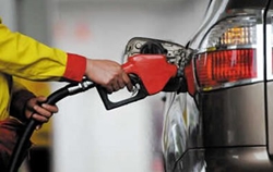 油价迎年内最大降幅 创近4年之最