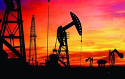 EIA原油库存续刷去年3月来最长连涨纪录 产量也大增40万桶/日